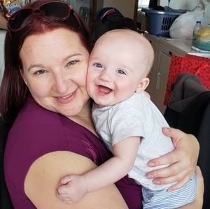 💜 Meet your Posher, Vicky